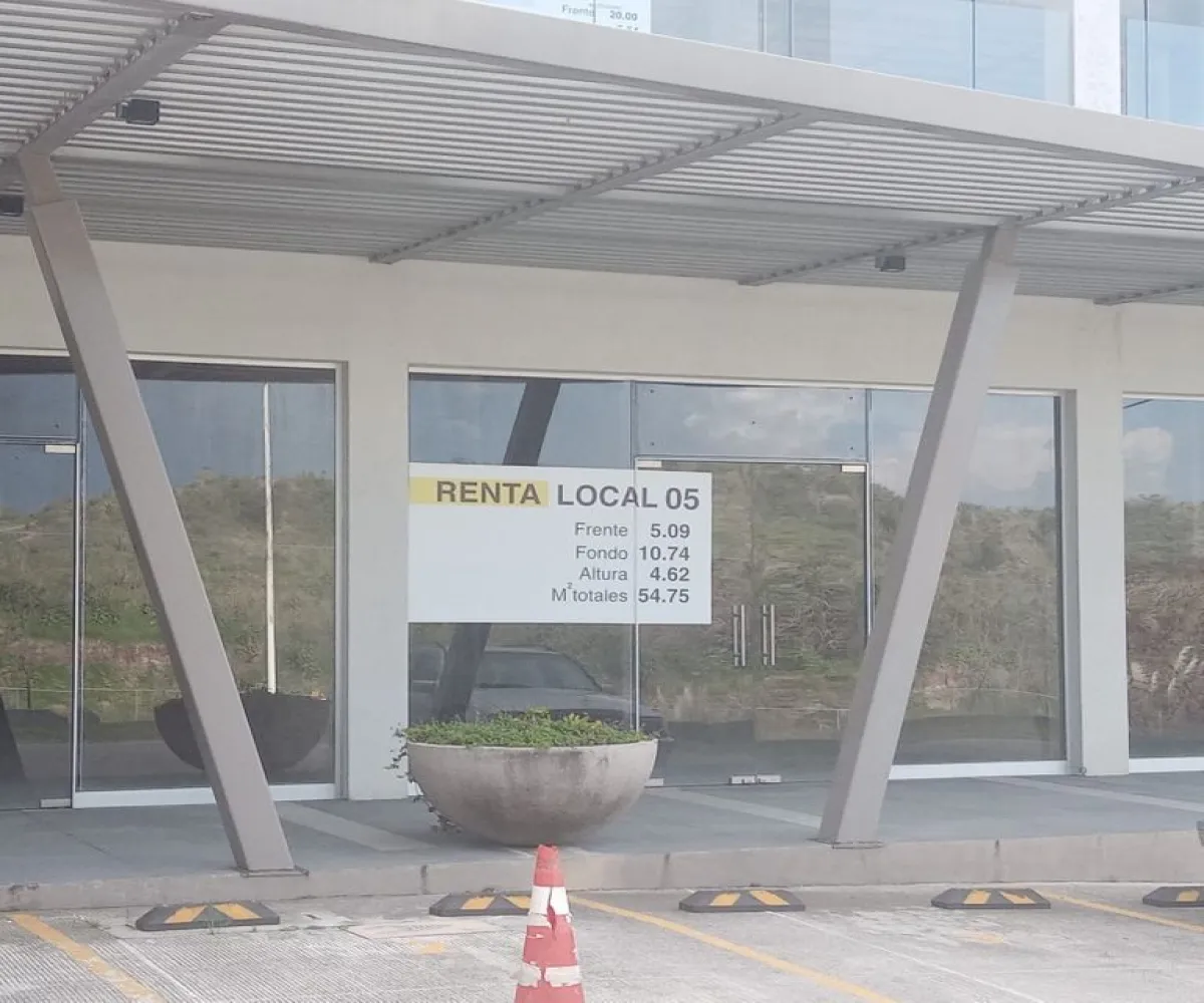 Local En Renta,El Bajío,Av. del bosque 435 L-11, Zapopan, Jalisco 45011,Av. del bosque ,pmiJ4v8 Local En Renta,El Bajío,Av. del bosque 435 L-11, Zapopan, Jalisco 45011,Av. del bosque ,pmiJ4v8