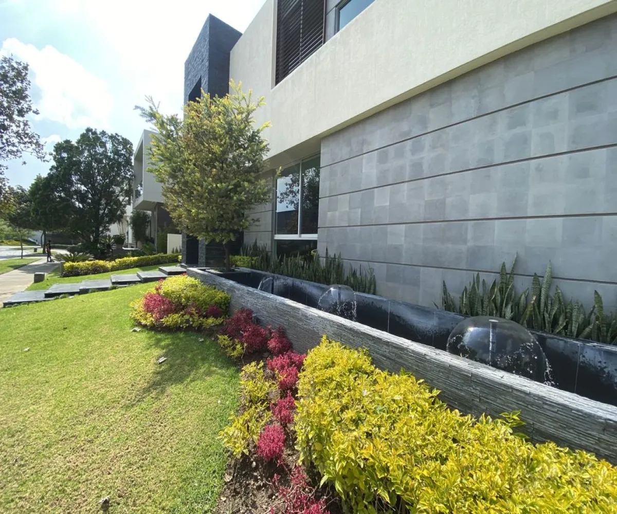 Casa En Venta,Puerta del Valle,Juan palomar y Arias 1180 48, Zapopan, Jalisco 45136, 4 Habitaciones,4 Baños,Juan palomar y Arias,2,pE3BHs3 Casa En Venta,Puerta del Valle,Juan palomar y Arias 1180 48, Zapopan, Jalisco 45136, 4 Habitaciones,4 Baños,Juan palomar y Arias,2,pE3BHs3