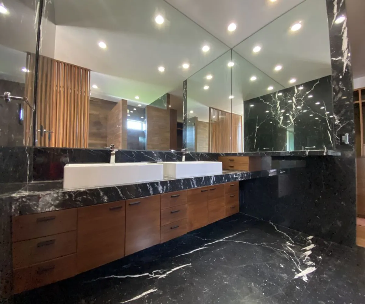Casa En Venta,Puerta del Valle,Juan palomar y Arias 1180 48, Zapopan, Jalisco 45136, 4 Habitaciones,4 Baños,Juan palomar y Arias,2,pE3BHs3 Casa En Venta,Puerta del Valle,Juan palomar y Arias 1180 48, Zapopan, Jalisco 45136, 4 Habitaciones,4 Baños,Juan palomar y Arias,2,pE3BHs3