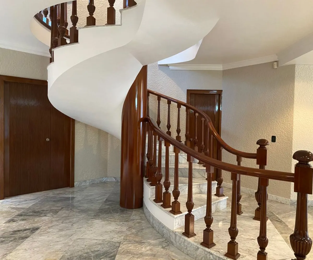 Casa En Venta,Jardines de Guadalupe,San Luis Gonzaga 44740, Zapopan, Jalisco 45030, 4 Habitaciones,5 Baños,San Luis Gonzaga ,2,p1visWl