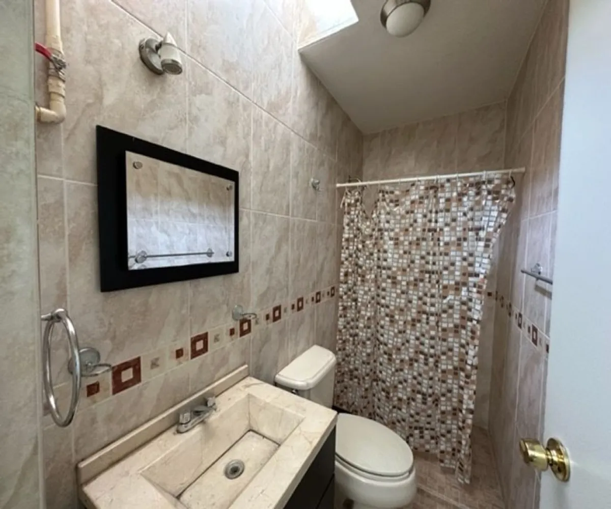 Casa En Venta,Real Del Valle,Santa Elena 220, Tlajomulco de Zúñiga, Jalisco 45654, 3 Habitaciones,2 Baños,Santa Elena,2,p1fvlwC Casa En Venta,Real Del Valle,Santa Elena 220, Tlajomulco de Zúñiga, Jalisco 45654, 3 Habitaciones,2 Baños,Santa Elena,2,p1fvlwC