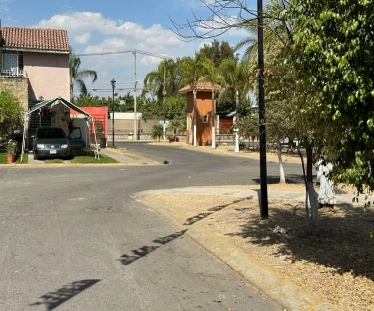 Casa En Venta,Real Del Valle,Santa Elena 220, Tlajomulco de Zúñiga, Jalisco 45654, 3 Habitaciones,2 Baños,Santa Elena,2,p1fvlwC Casa En Venta,Real Del Valle,Santa Elena 220, Tlajomulco de Zúñiga, Jalisco 45654, 3 Habitaciones,2 Baños,Santa Elena,2,p1fvlwC