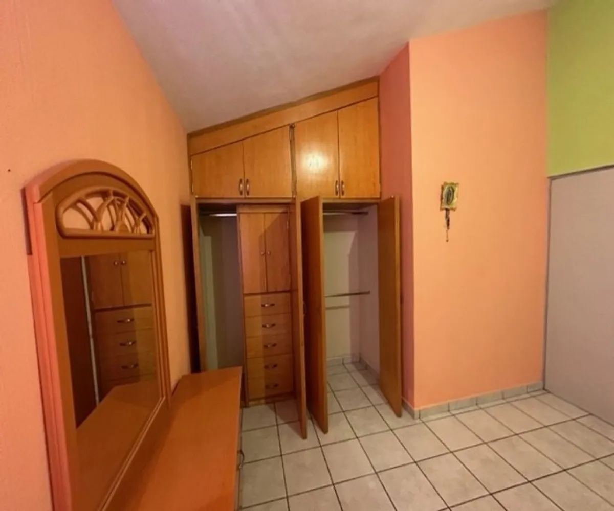 Casa En Venta,Real Del Valle,Santa Elena 220, Tlajomulco de Zúñiga, Jalisco 45654, 3 Habitaciones,2 Baños,Santa Elena,2,p1fvlwC Casa En Venta,Real Del Valle,Santa Elena 220, Tlajomulco de Zúñiga, Jalisco 45654, 3 Habitaciones,2 Baños,Santa Elena,2,p1fvlwC