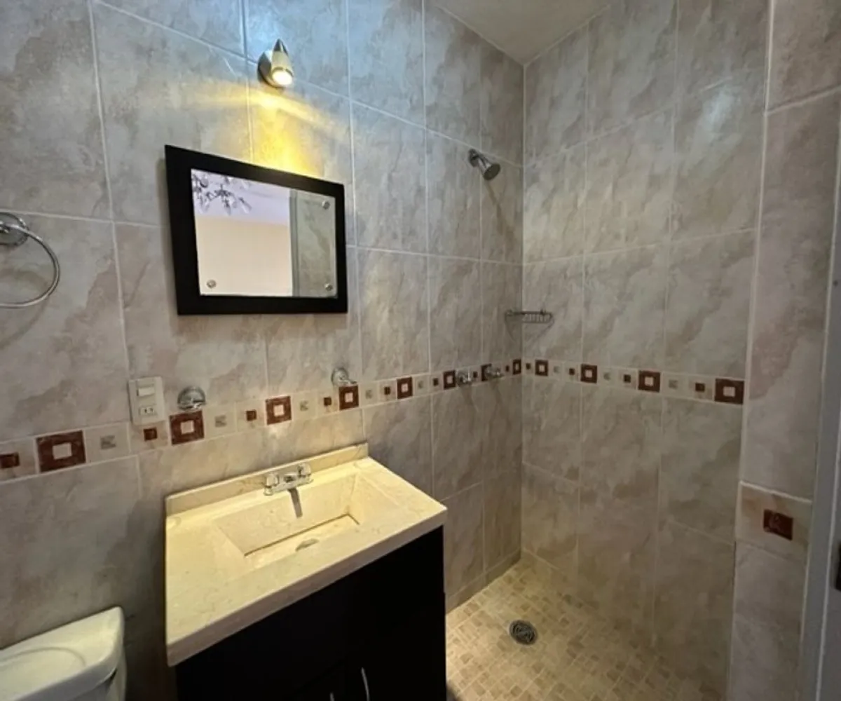 Casa En Venta,Real Del Valle,Santa Elena 220, Tlajomulco de Zúñiga, Jalisco 45654, 3 Habitaciones,2 Baños,Santa Elena,2,p1fvlwC Casa En Venta,Real Del Valle,Santa Elena 220, Tlajomulco de Zúñiga, Jalisco 45654, 3 Habitaciones,2 Baños,Santa Elena,2,p1fvlwC