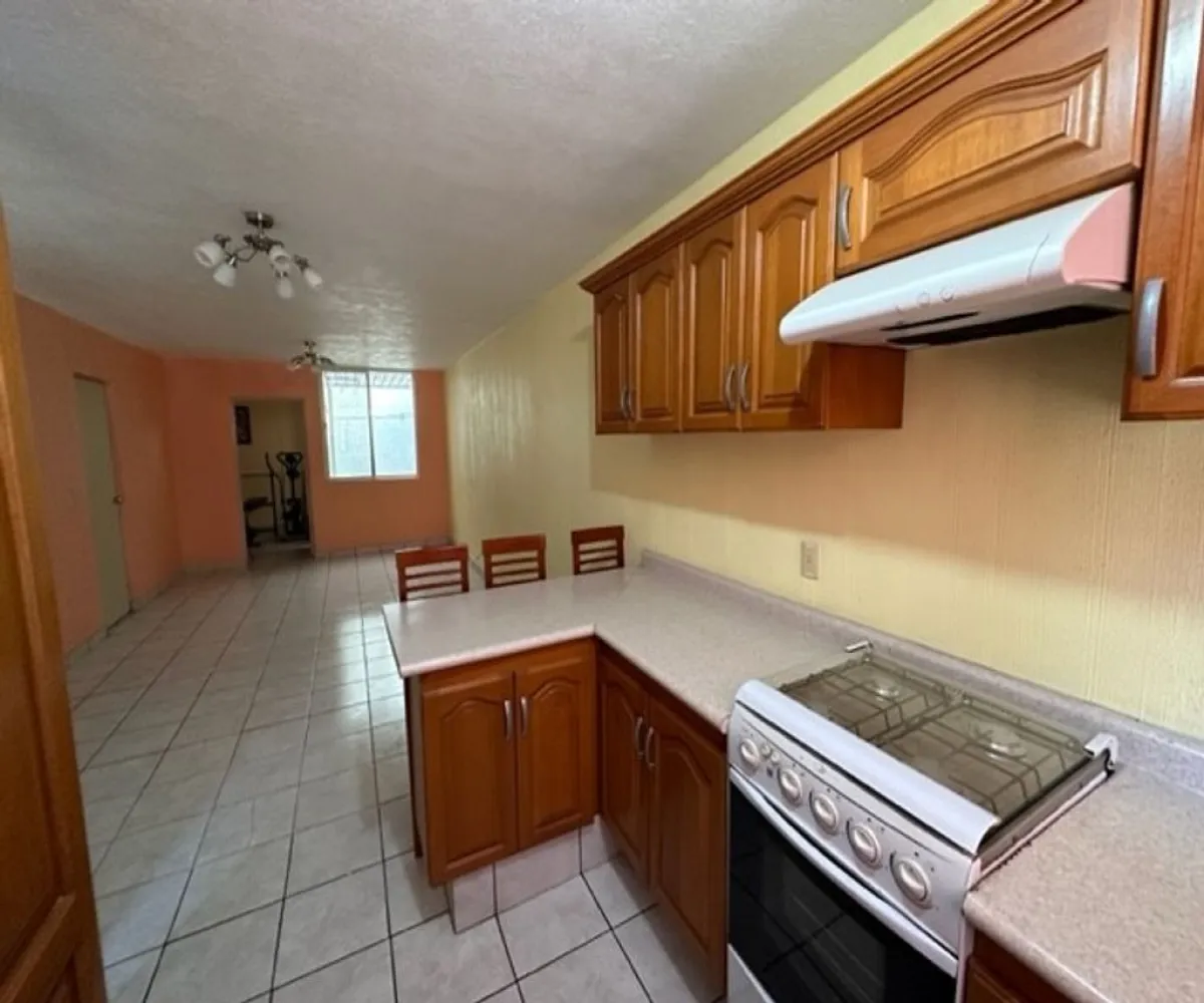 Casa En Venta,Real Del Valle,Santa Elena 220, Tlajomulco de Zúñiga, Jalisco 45654, 3 Habitaciones,2 Baños,Santa Elena,2,p1fvlwC Casa En Venta,Real Del Valle,Santa Elena 220, Tlajomulco de Zúñiga, Jalisco 45654, 3 Habitaciones,2 Baños,Santa Elena,2,p1fvlwC