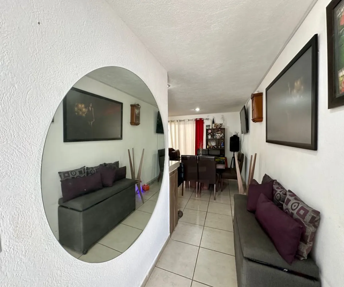 Casa En Venta,Parques de Tesistán,Paseo de la Tierra 1894, Zapopan, Jalisco 45200, 3 Habitaciones,2 Baños,Paseo de la Tierra ,2,plS16hH