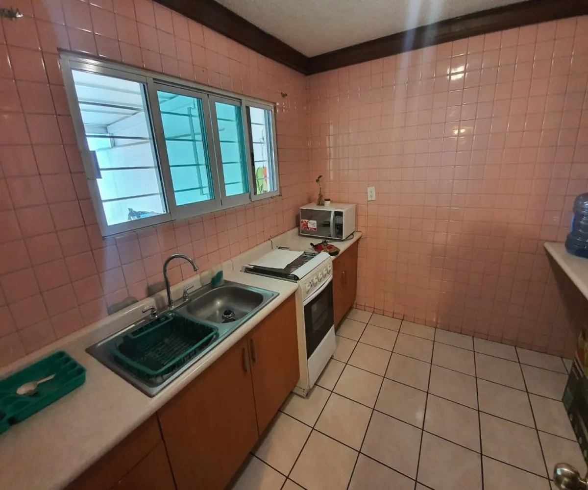 Casa En Venta,Jardines Alcalde,Avenida Fray Antonio Alcalde 1822, Guadalajara, Jalisco 44298, 8 Habitaciones,4 Baños,Avenida Fray Antonio Alcalde ,2,pl5O4IE Casa En Venta,Jardines Alcalde,Avenida Fray Antonio Alcalde 1822, Guadalajara, Jalisco 44298, 8 Habitaciones,4 Baños,Avenida Fray Antonio Alcalde ,2,pl5O4IE