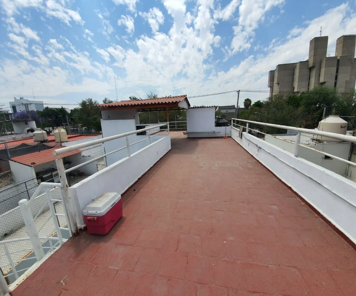 Casa En Venta,Jardines Alcalde,Avenida Fray Antonio Alcalde 1822, Guadalajara, Jalisco 44298, 8 Habitaciones,4 Baños,Avenida Fray Antonio Alcalde ,2,pl5O4IE Casa En Venta,Jardines Alcalde,Avenida Fray Antonio Alcalde 1822, Guadalajara, Jalisco 44298, 8 Habitaciones,4 Baños,Avenida Fray Antonio Alcalde ,2,pl5O4IE
