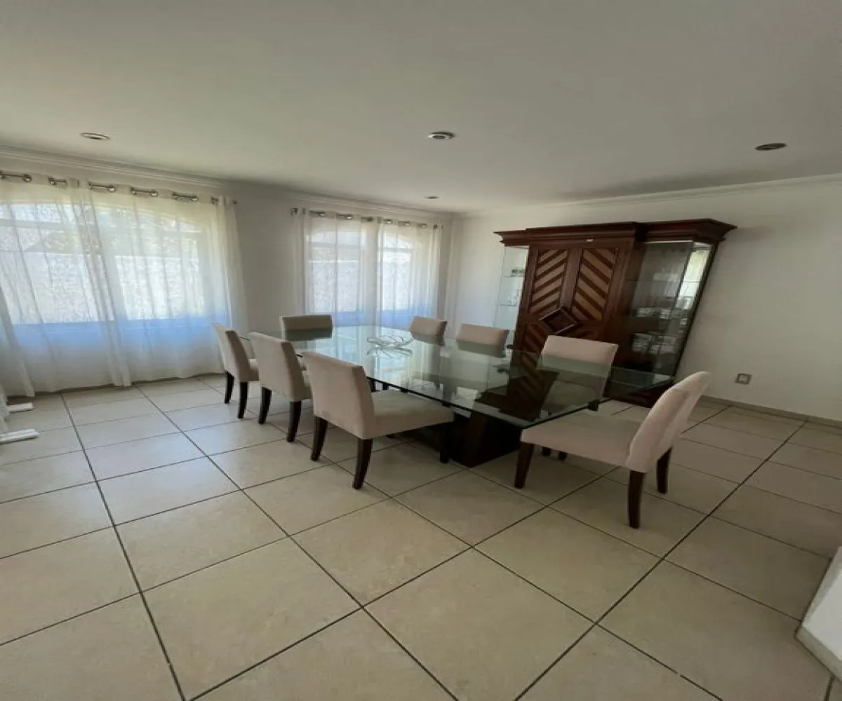 Casa En Venta,Virreyes Residencial,Paseo de los Virreyes 980, Zapopan, Jalisco 45110, 3 Habitaciones,3 Baños,Paseo de los Virreyes ,2,pIt0z8V