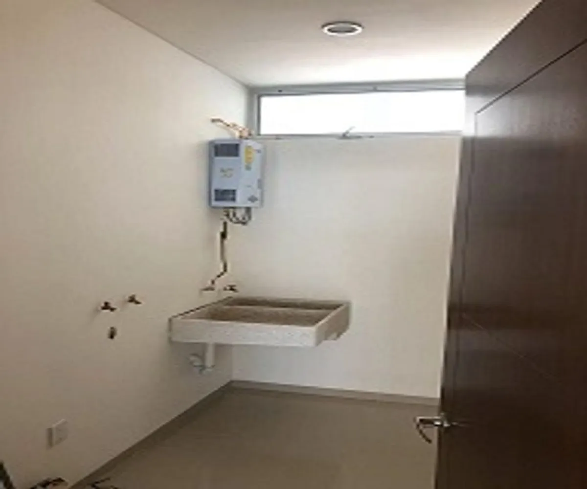 Casa En PreVenta,El Cortijo,Paseo del Cortiijo 00 00, Tlajomulco de Zúñiga, Jalisco 45645, 4 Habitaciones,4 Baños,Paseo del Cortiijo,2,pbupa8t