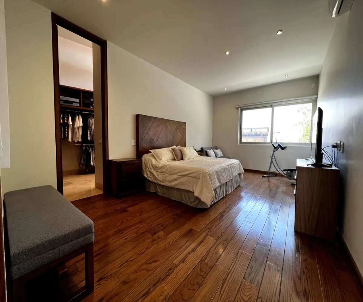 Casa En Venta,Mítica Residencial,Avenida General Ramón Corona 7880, Zapopan, Jalisco 45019, 5 Habitaciones,5 Baños,Avenida General Ramón Corona,2,pXVa8jJ