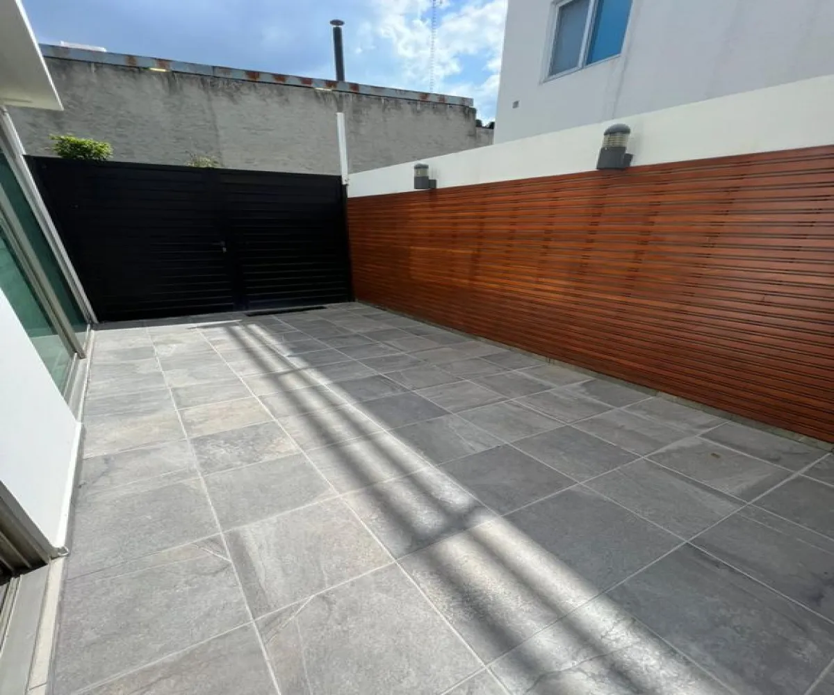 Casa En Venta,Jocotán,Acero 225, Zapopan, Jalisco 45017, 3 Habitaciones,2 Baños,Acero ,3,pYh05NH