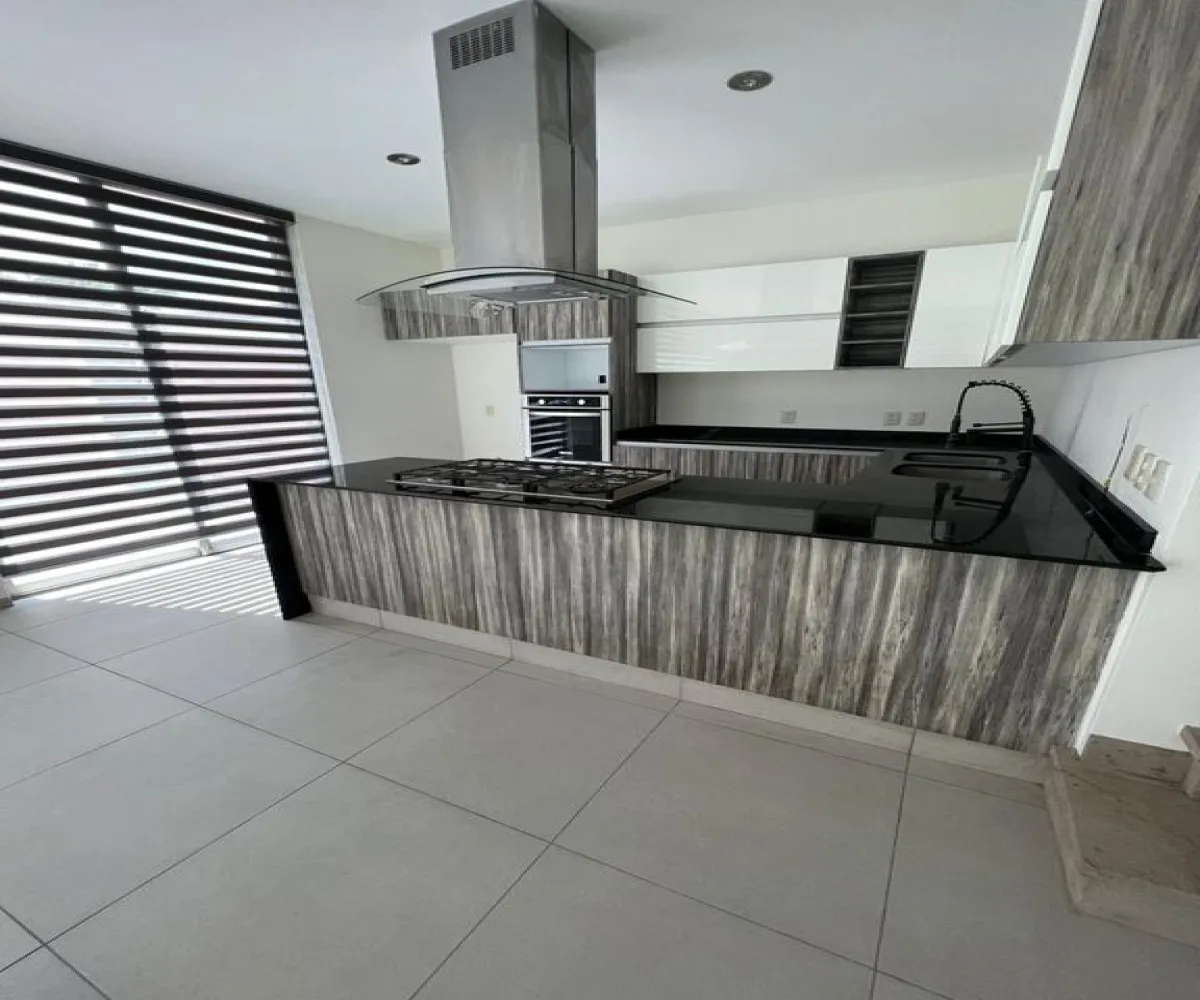 Casa En Venta,Jocotán,Acero 225, Zapopan, Jalisco 45017, 3 Habitaciones,2 Baños,Acero ,3,pYh05NH