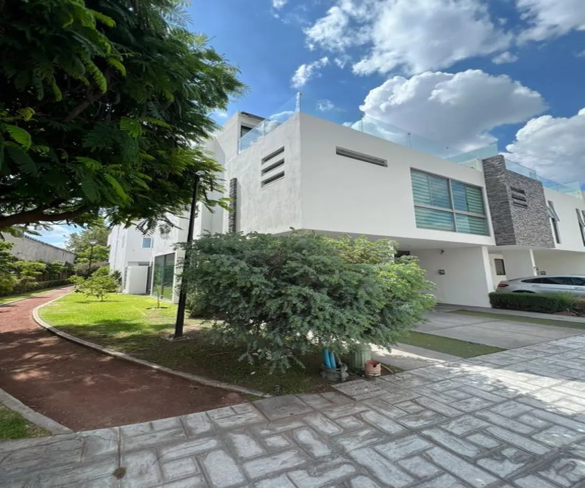 Casa En Venta,Jocotán,Acero 225, Zapopan, Jalisco 45017, 3 Habitaciones,2 Baños,Acero ,3,pYh05NH