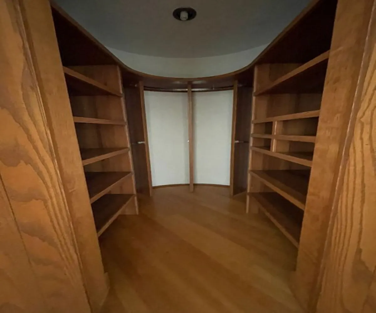 Departamento En Venta,Colomos Providencia,Av. Patria 2071, Guadalajara, Jalisco 44620, 3 Habitaciones,3 Baños,Av. Patria ,3,pqNwWCX