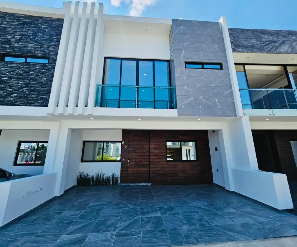 Casa En Venta,La Cima,Av de la mancha 193 S/N, Zapopan, Jalisco 45130, 4 Habitaciones,5 Baños,Av de la mancha 193,2,pncBpV5 Casa En Venta,La Cima,Av de la mancha 193 S/N, Zapopan, Jalisco 45130, 4 Habitaciones,5 Baños,Av de la mancha 193,2,pncBpV5
