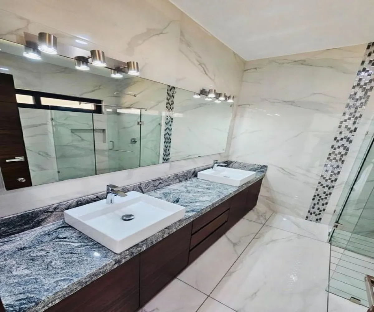 Casa En Venta,La Cima,Av de la mancha 193 S/N, Zapopan, Jalisco 45130, 4 Habitaciones,5 Baños,Av de la mancha 193,2,pncBpV5 Casa En Venta,La Cima,Av de la mancha 193 S/N, Zapopan, Jalisco 45130, 4 Habitaciones,5 Baños,Av de la mancha 193,2,pncBpV5