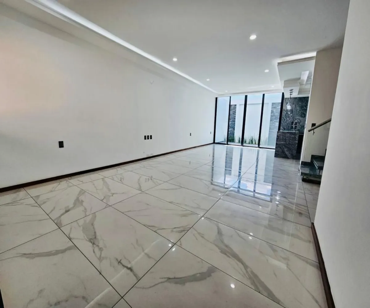 Casa En Venta,La Cima,Av de la mancha 193 S/N, Zapopan, Jalisco 45130, 4 Habitaciones,5 Baños,Av de la mancha 193,2,pncBpV5 Casa En Venta,La Cima,Av de la mancha 193 S/N, Zapopan, Jalisco 45130, 4 Habitaciones,5 Baños,Av de la mancha 193,2,pncBpV5