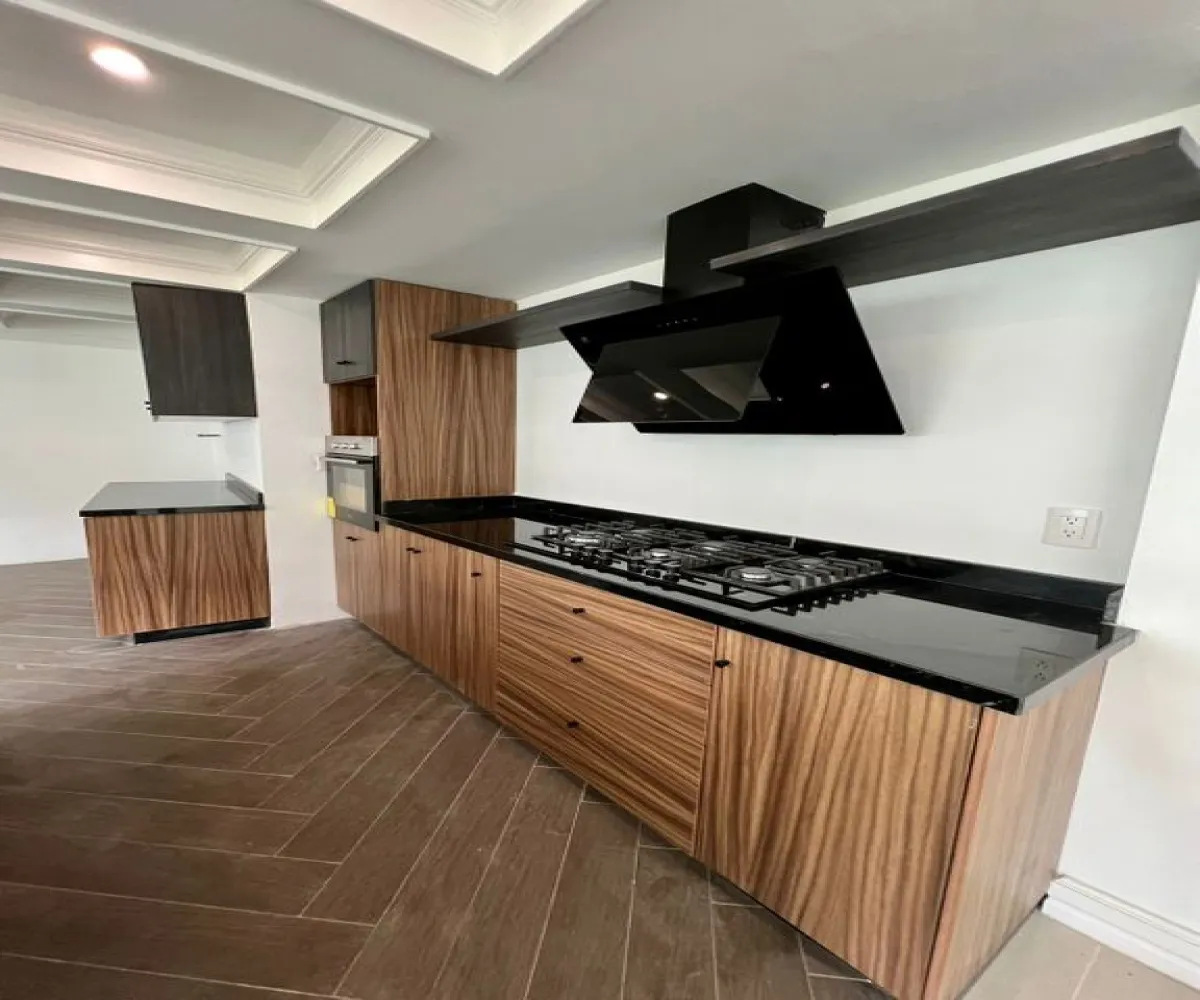 Casa En Venta,Pinar de la Venta,Carr. Guadalajara - Tepic 119, Zapopan, Jalisco 45221, 5 Habitaciones,7 Baños,Carr. Guadalajara - Tepic ,2,pPIkrKr