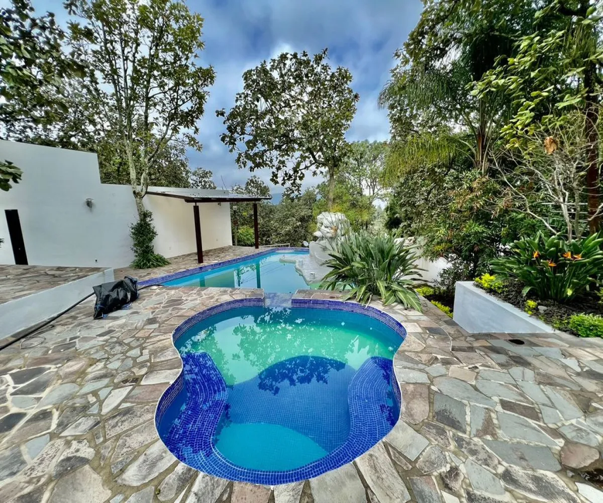 Casa En Venta,Pinar de la Venta,Carr. Guadalajara - Tepic 119, Zapopan, Jalisco 45221, 5 Habitaciones,7 Baños,Carr. Guadalajara - Tepic ,2,pPIkrKr