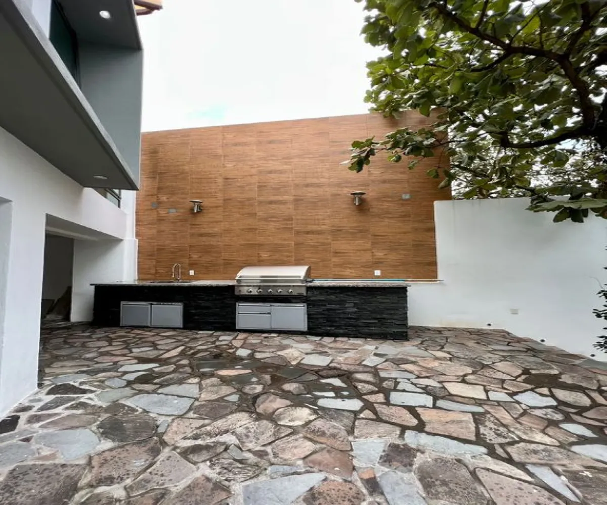 Casa En Venta,Pinar de la Venta,Carr. Guadalajara - Tepic 119, Zapopan, Jalisco 45221, 5 Habitaciones,7 Baños,Carr. Guadalajara - Tepic ,2,pPIkrKr