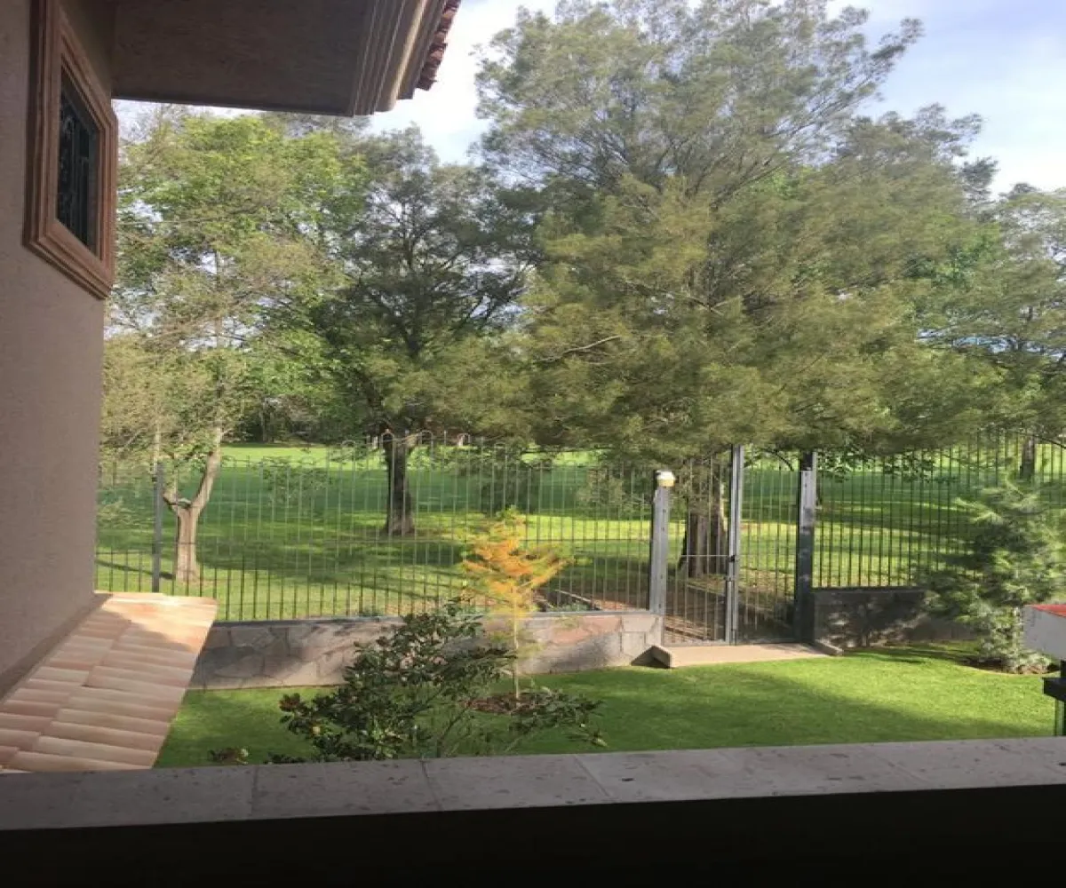 Casa En Venta,Villas de Irapuato,Paseo de la Cuesta 2294, Irapuato, Guanajuato 36670, 4 Habitaciones,5 Baños,Paseo de la Cuesta ,2,pXdyzzK