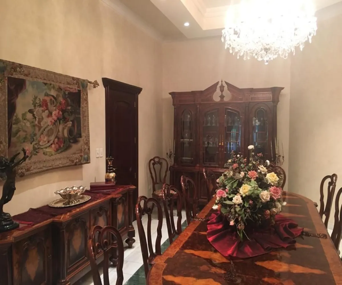 Casa En Venta,Villas de Irapuato,Paseo de la Cuesta 2294, Irapuato, Guanajuato 36670, 4 Habitaciones,5 Baños,Paseo de la Cuesta ,2,pXdyzzK