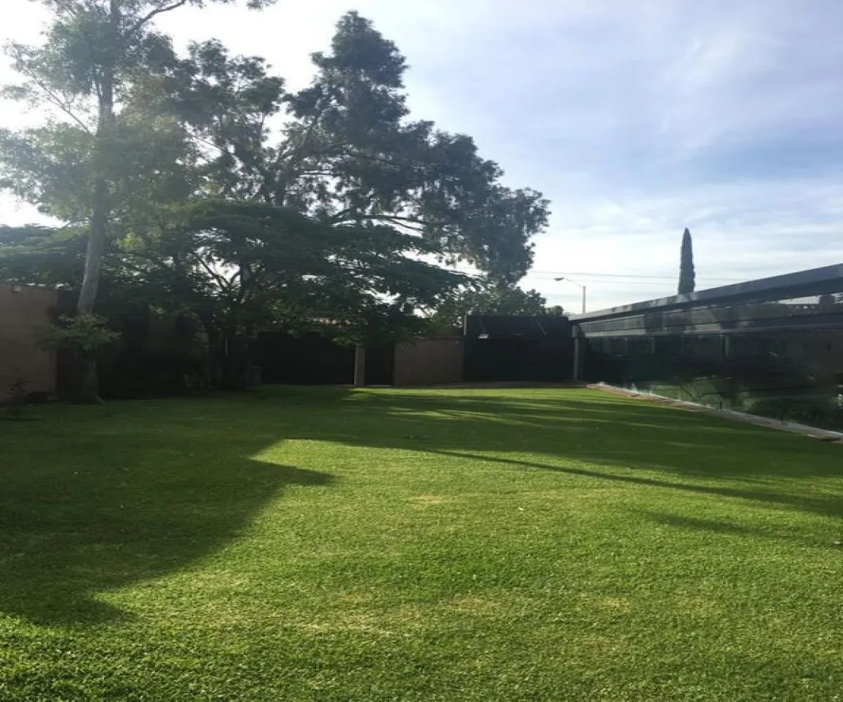 Casa En Venta,Villas de Irapuato,Paseo de la Cuesta 2294, Irapuato, Guanajuato 36670, 4 Habitaciones,5 Baños,Paseo de la Cuesta ,2,pXdyzzK