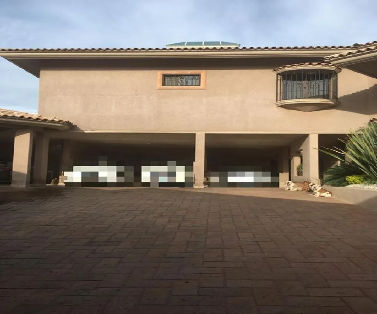 Casa En Venta,Villas de Irapuato,Paseo de la Cuesta 2294, Irapuato, Guanajuato 36670, 4 Habitaciones,5 Baños,Paseo de la Cuesta ,2,pXdyzzK