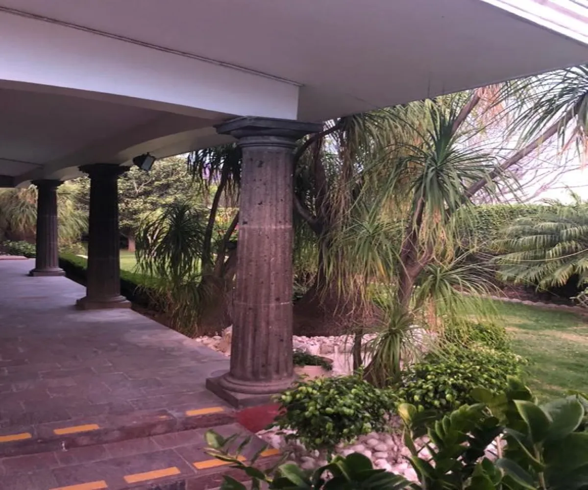 Casa En Venta,Jardines de Irapuato,Pino 50, Irapuato, Guanajuato 36660, 4 Habitaciones,3 Baños,Pino,2,p3cBwfn