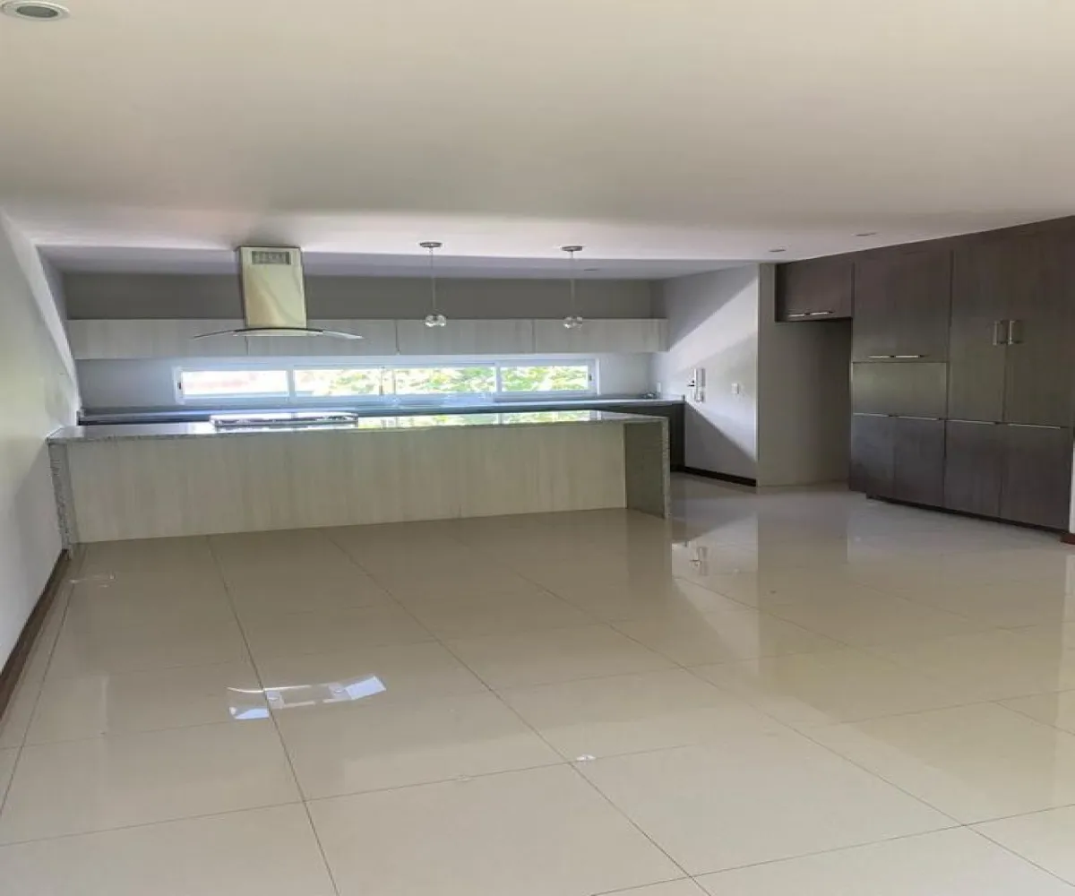 Casa En Venta,Bugambilias,Retorno del Reno del Sur 139, Zapopan, Jalisco 45238, 3 Habitaciones,3 Baños,Retorno del Reno del Sur,2,pZPPIwj
