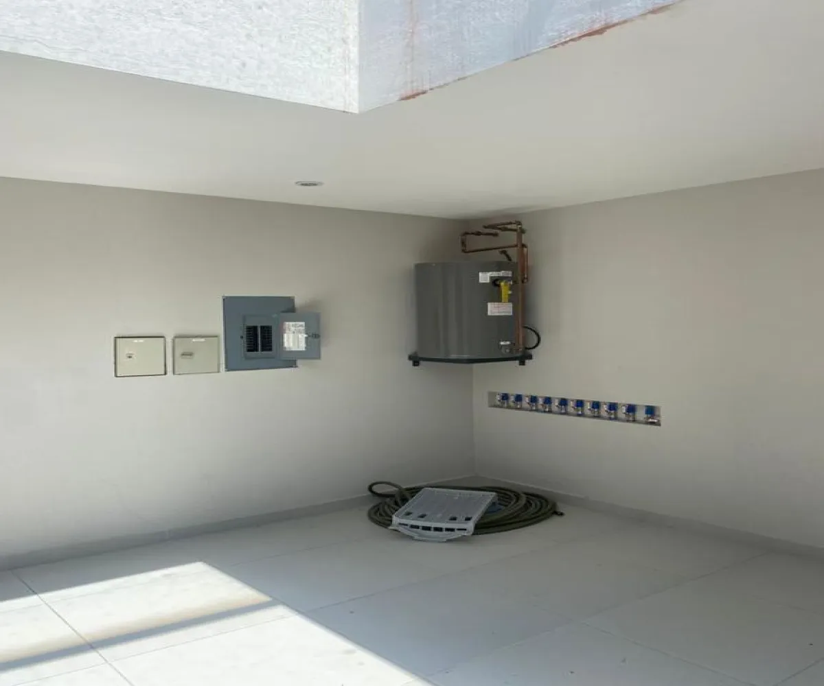 Casa En Venta,Bugambilias,Retorno del Reno del Sur 139, Zapopan, Jalisco 45238, 3 Habitaciones,3 Baños,Retorno del Reno del Sur,2,pZPPIwj