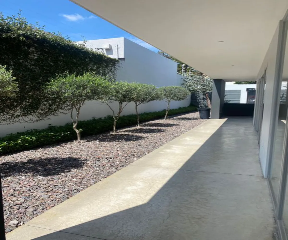 Casa En Venta,Bugambilias,Paseo de la Onza 118, Zapopan, Jalisco 45238, 4 Habitaciones,4 Baños,Paseo de la Onza,2,pic3nem