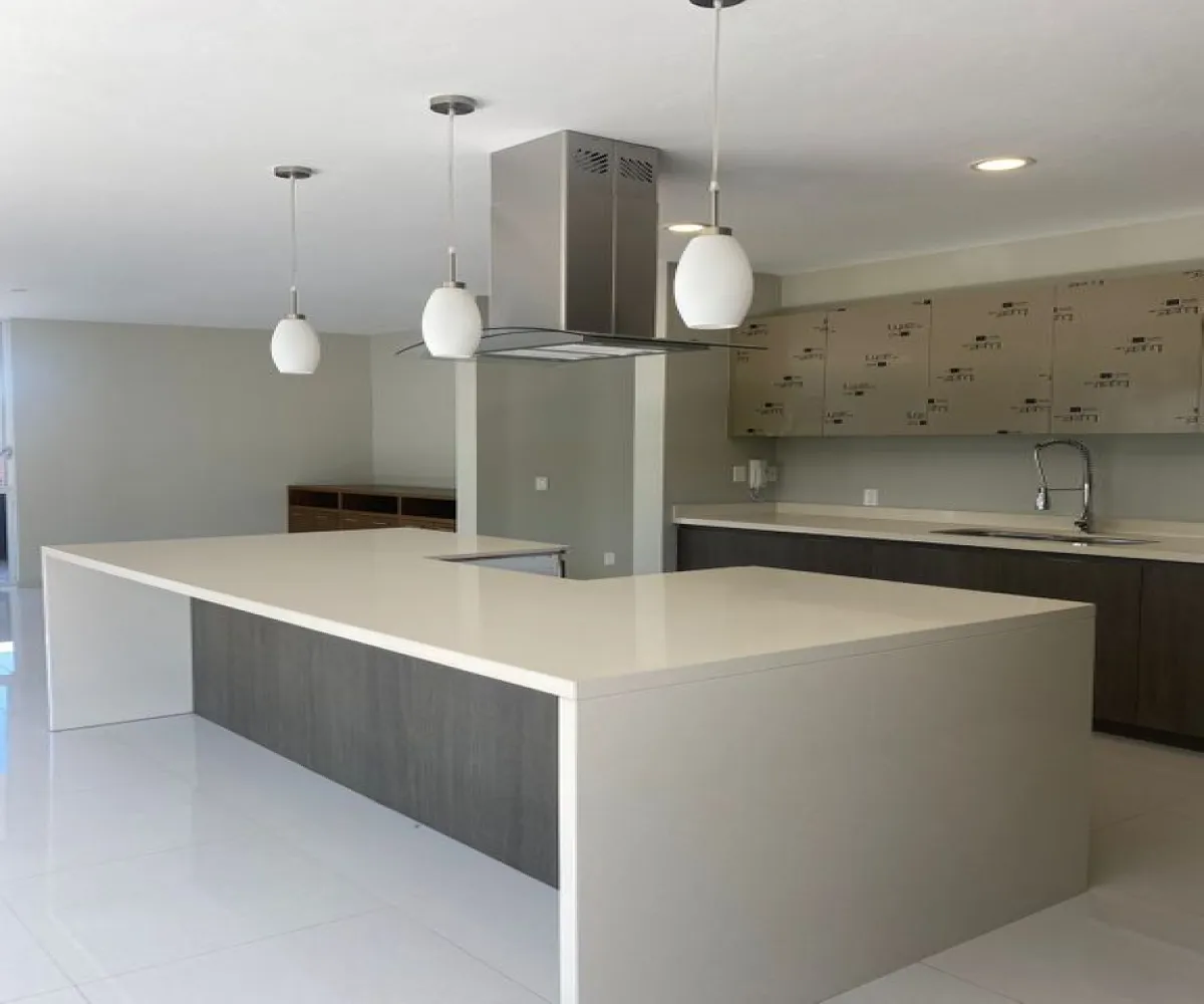 Casa En Venta,Bugambilias,Paseo de la Onza 118, Zapopan, Jalisco 45238, 4 Habitaciones,4 Baños,Paseo de la Onza,2,pic3nem