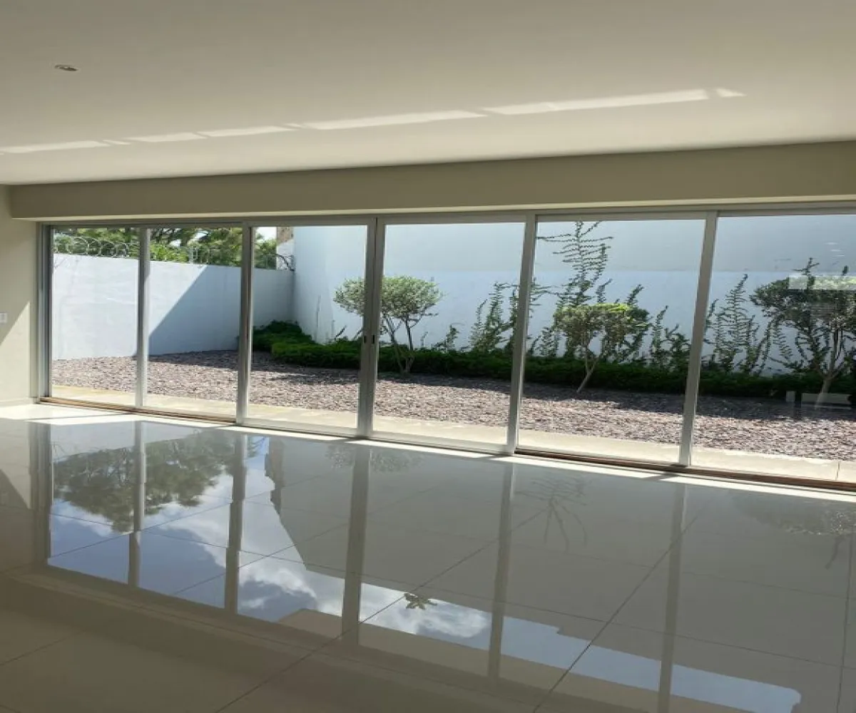 Casa En Venta,Bugambilias,Paseo de la Onza 118, Zapopan, Jalisco 45238, 4 Habitaciones,4 Baños,Paseo de la Onza,2,pic3nem