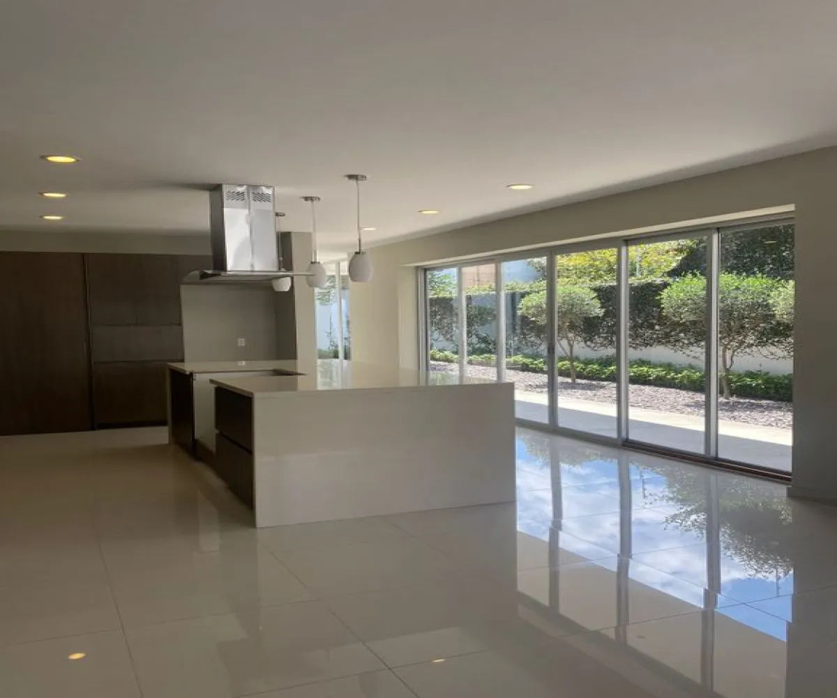 Casa En Venta,Bugambilias,Paseo de la Onza 118, Zapopan, Jalisco 45238, 4 Habitaciones,4 Baños,Paseo de la Onza,2,pic3nem