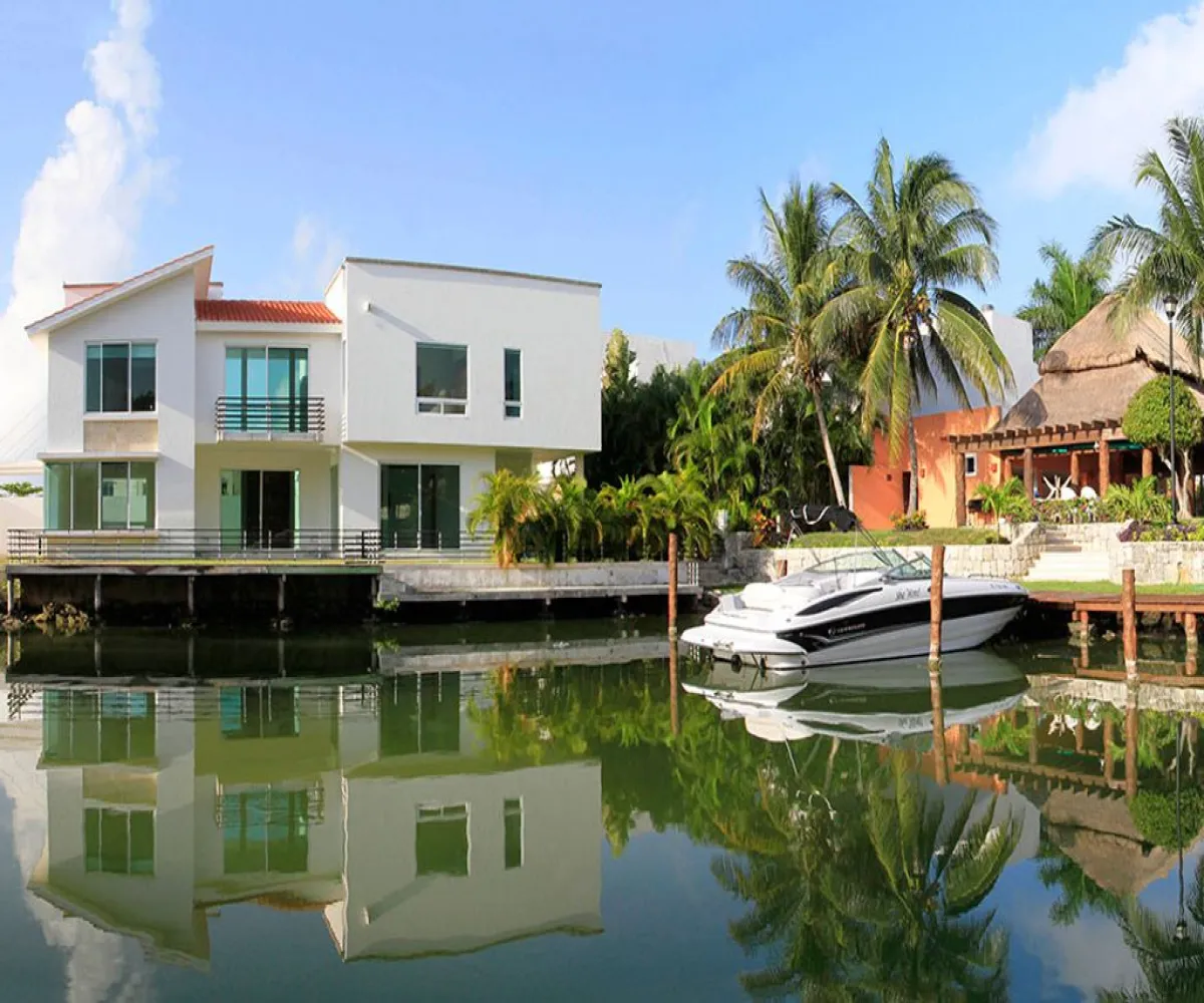 Casa En Venta,Zona Hotelera,Kukulkan, La Isla, Zona Hotelera, 77500 Cancún, Q.R. S/N, Benito Juárez, Quintana Roo 77500, 4 Habitaciones,4 Baños,Kukulkan, La Isla, Zona Hotelera, 77500 Cancún, Q.R.,7,p3ZrUgf Casa En Venta,Zona Hotelera,Kukulkan, La Isla, Zona Hotelera, 77500 Cancún, Q.R. S/N, Benito Juárez, Quintana Roo 77500, 4 Habitaciones,4 Baños,Kukulkan, La Isla, Zona Hotelera, 77500 Cancún, Q.R.,7,p3ZrUgf