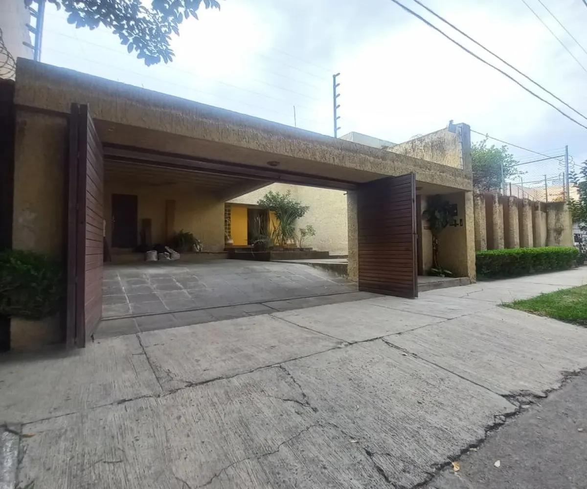 Casa En Venta,Chapultepec Country,ERING 1741, Guadalajara, Jalisco 44620, 3 Habitaciones,2 Baños,ERING,2,p1vaQVk