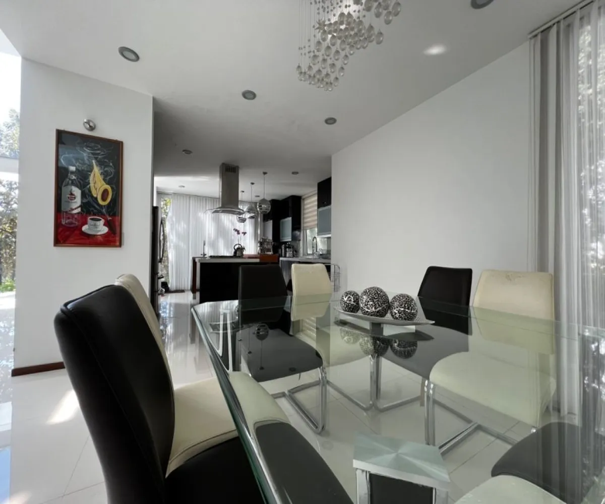 Casa En Venta,Cielo Contry Club,Vistas del cielo 387, Tlajomulco de Zúñiga, Jalisco 45643, 3 Habitaciones,5 Baños,Vistas del cielo ,3,pWgsTCh