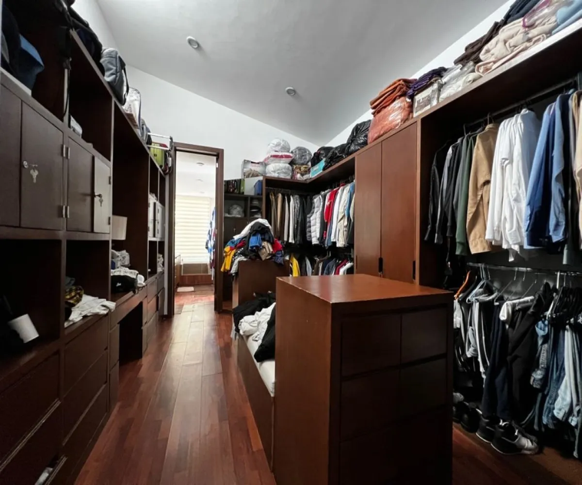 Casa En Venta,Cielo Contry Club,Vistas del cielo 387, Tlajomulco de Zúñiga, Jalisco 45643, 3 Habitaciones,5 Baños,Vistas del cielo ,3,pWgsTCh