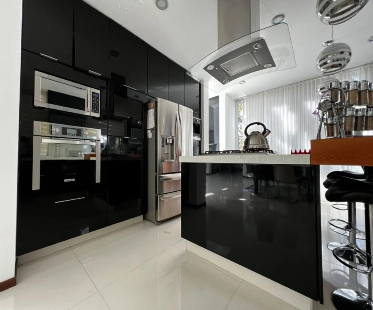 Casa En Venta,Cielo Contry Club,Vistas del cielo 387, Tlajomulco de Zúñiga, Jalisco 45643, 3 Habitaciones,5 Baños,Vistas del cielo ,3,pWgsTCh