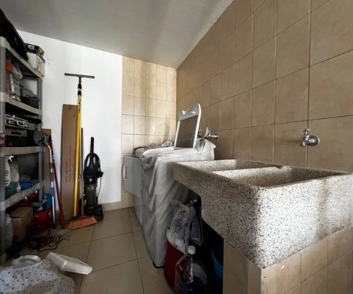 Casa En Venta,Cielo Contry Club,Vistas del cielo 387, Tlajomulco de Zúñiga, Jalisco 45643, 3 Habitaciones,5 Baños,Vistas del cielo ,3,pWgsTCh