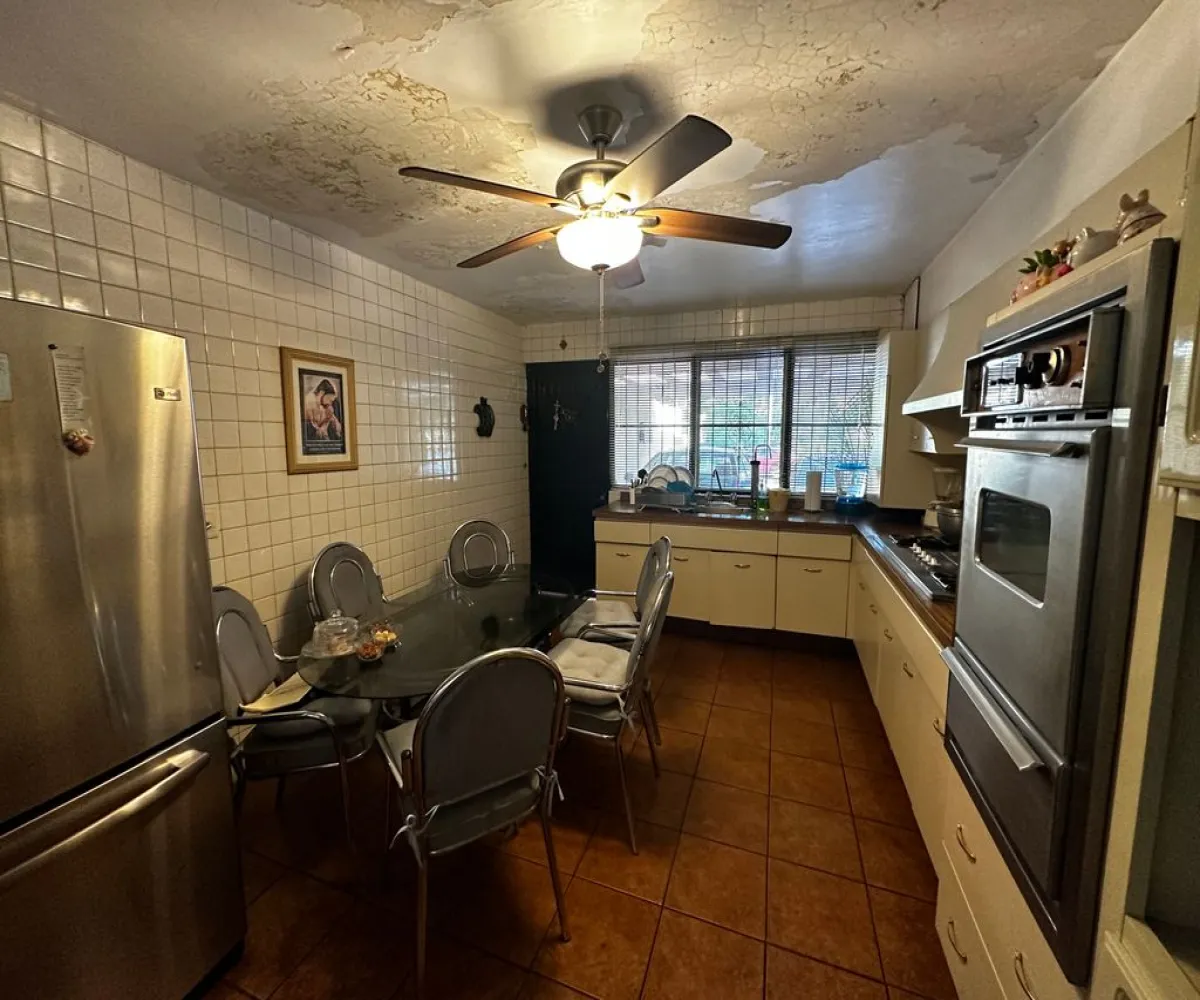 Casa En Venta,Jardines del Country,Circunvalación 1933, Guadalajara, Jalisco 44210, 4 Habitaciones,3 Baños,Circunvalación ,1,pIhwuJg