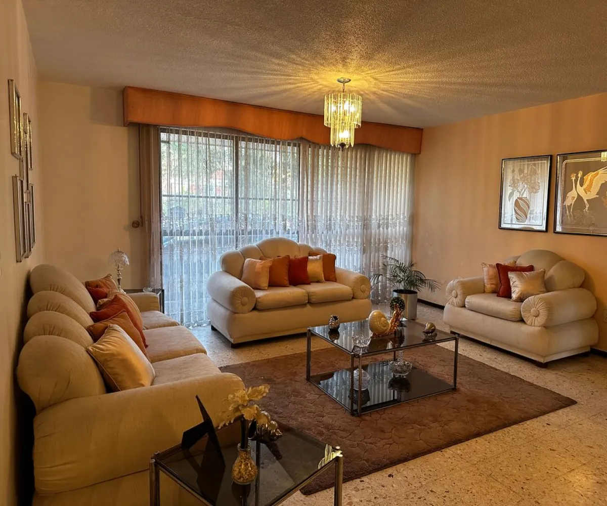 Casa En Venta,Jardines del Country,Circunvalación 1933, Guadalajara, Jalisco 44210, 4 Habitaciones,3 Baños,Circunvalación ,1,pIhwuJg