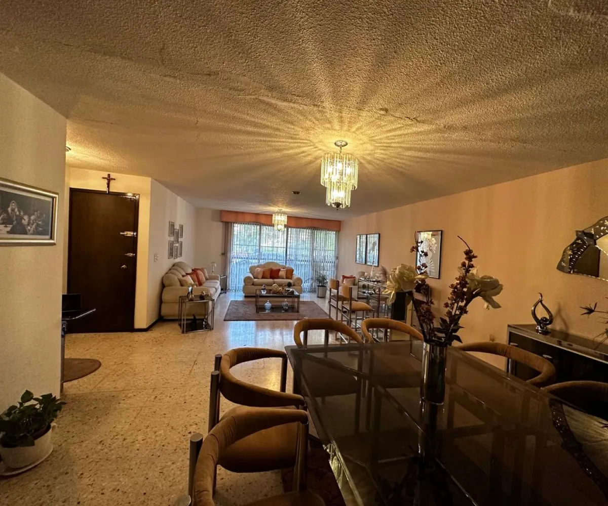 Casa En Venta,Jardines del Country,Circunvalación 1933, Guadalajara, Jalisco 44210, 4 Habitaciones,3 Baños,Circunvalación ,1,pIhwuJg