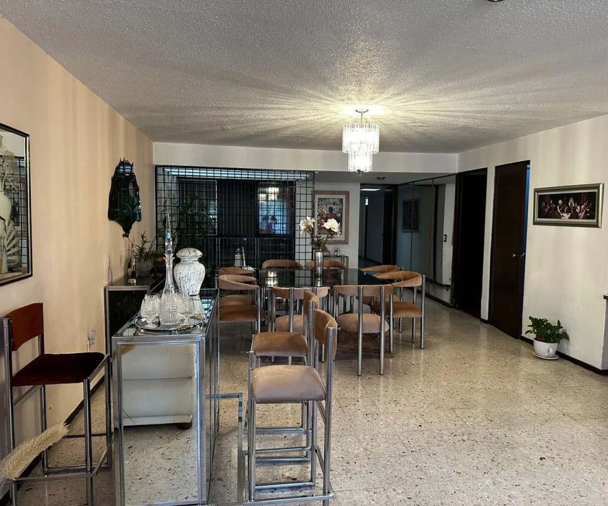 Casa En Venta,Jardines del Country,Circunvalación 1933, Guadalajara, Jalisco 44210, 4 Habitaciones,3 Baños,Circunvalación ,1,pIhwuJg