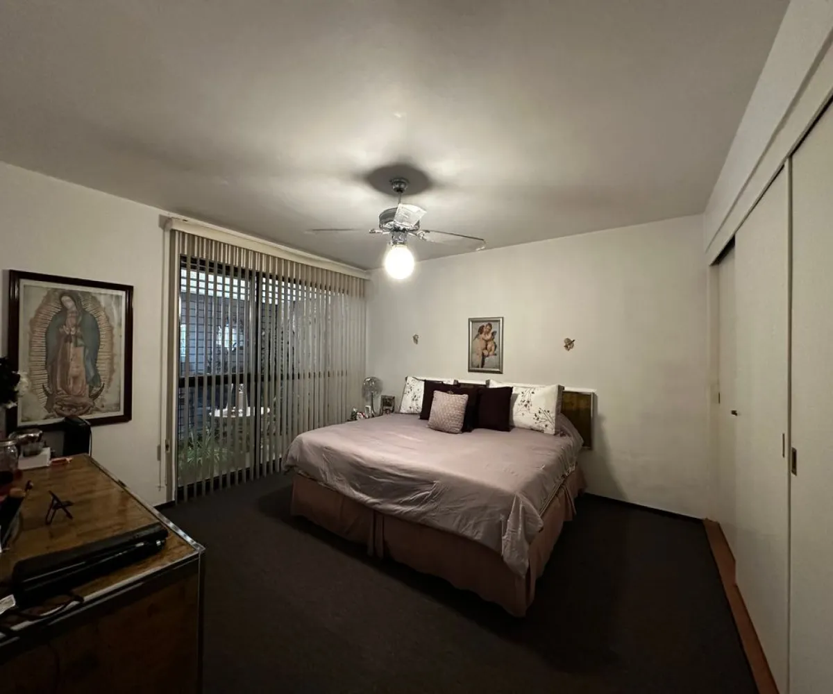 Casa En Venta,Jardines del Country,Circunvalación 1933, Guadalajara, Jalisco 44210, 4 Habitaciones,3 Baños,Circunvalación ,1,pIhwuJg