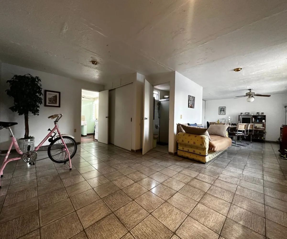 Casa En Venta,Jardines del Country,Circunvalación 1933, Guadalajara, Jalisco 44210, 4 Habitaciones,3 Baños,Circunvalación ,1,pIhwuJg