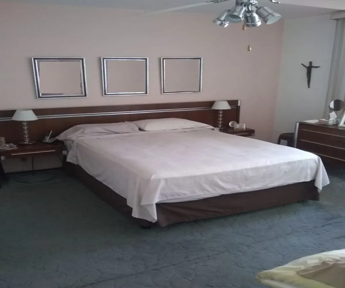 Casa En Venta,Jardines del Country,Circunvalación 1933, Guadalajara, Jalisco 44210, 4 Habitaciones,3 Baños,Circunvalación ,1,pIhwuJg