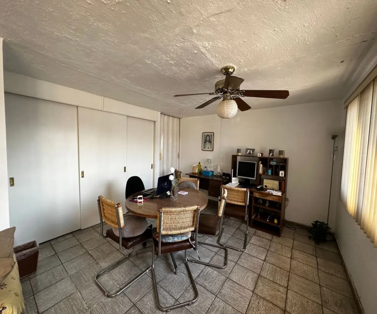 Casa En Venta,Jardines del Country,Circunvalación 1933, Guadalajara, Jalisco 44210, 4 Habitaciones,3 Baños,Circunvalación ,1,pIhwuJg